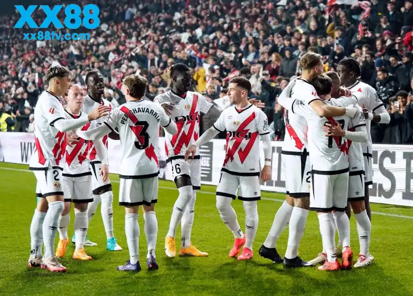 Rayo Vallecano được đánh giá cao hơn Real Avila. (Ảnh: Internet) Rayo Vallecano được đánh giá cao hơn Real Avila. (Ảnh: Internet)